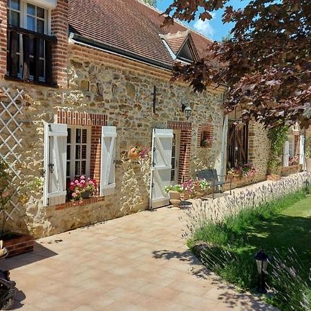 Anjouin Les 3 Roses Bed & Breakfast エクステリア 写真