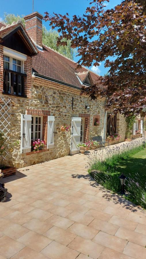 Anjouin Les 3 Roses Bed & Breakfast エクステリア 写真